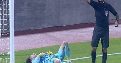 Bóng đá VN 27/3: Thủ môn U23 Việt Nam chấn thương hy hữu