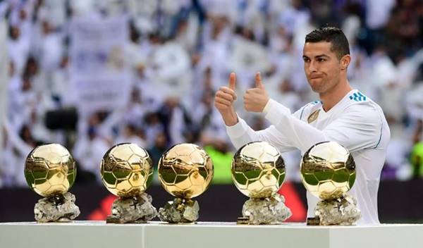 Ronaldo có bao nhiêu quả bóng vàng?