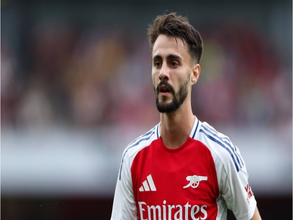 BĐ Anh: Vieira không thể cạnh tranh ở Arsenal BĐ Anh: Vieira không thể cạnh tranh ở Arsenal