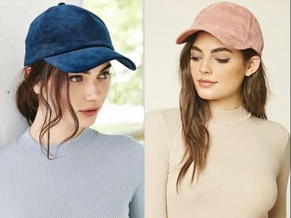 Đội mũ lưỡi trai hướng phía sau