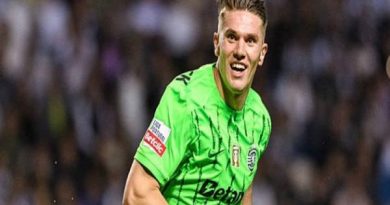 BĐ Anh: Arsenal cạnh tranh MU giành Viktor Gyokeres
