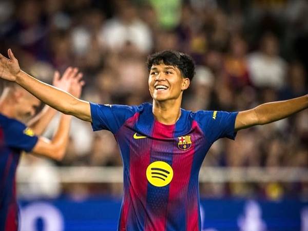 Những màn tranh giành cầu thủ kịch tính giữa MU và Liverpool