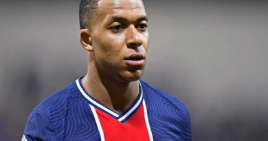 Cầu thủ chạy nhanh nhất thế giới là ai?